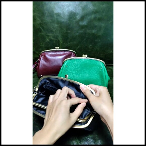 Full Grain Leather Kiss Lock Clutch Vintage Evening Purse Elegant Retro